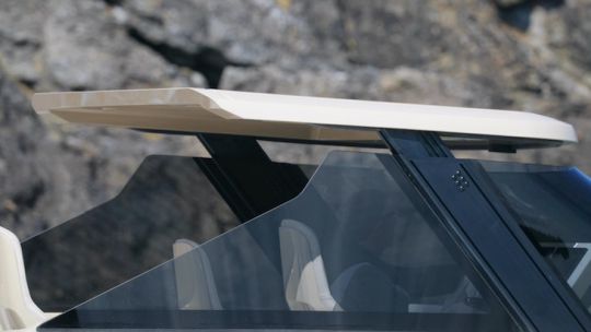 Iguana Yachts fügt seinen amphibischen Booten mit dem Pendler eine