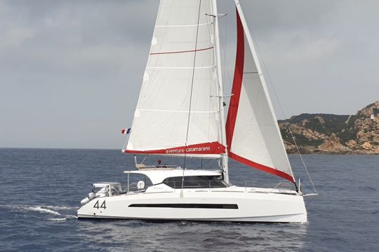 Aventura 44