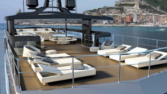 Grand flybridge