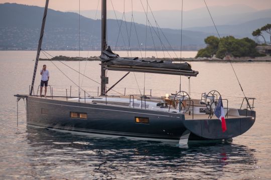 Le First Yacht 53