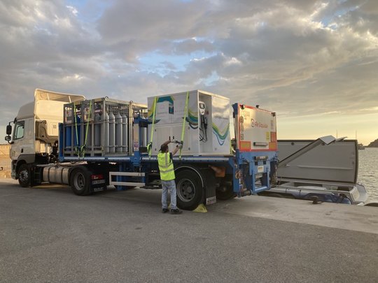 La station d'hydrogène mobile installée sur un camion