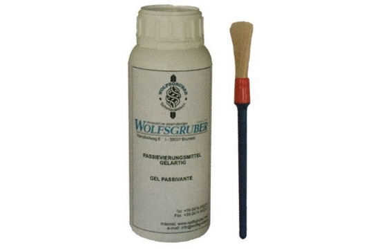 Le passivant, à appliquer après chaque serrage sur les vis en inox