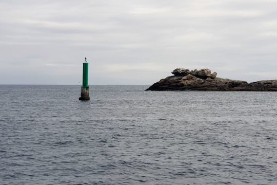L'entrée du port de Sein