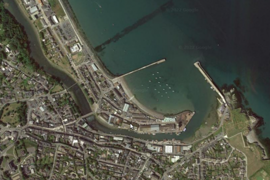 Le port de Wicklow, côte Est de l'Irlande