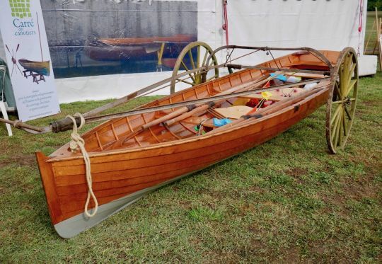Le Pontet, un canot de 1908 et son chariot d'origine !