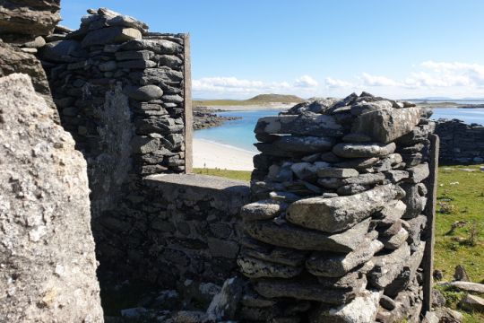 Les ruines des chaumières d'Inishkea