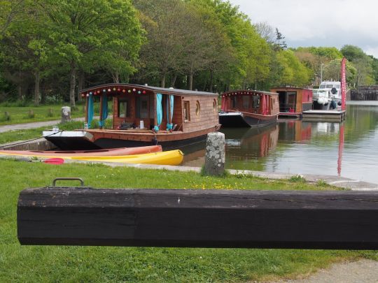 Des hébergements insolites et flottants