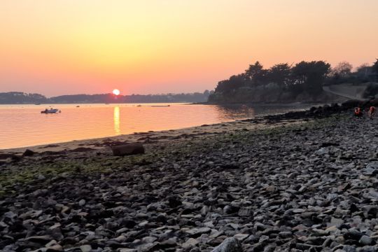 Une couleur rougeoyante au lever et coucher du soleil