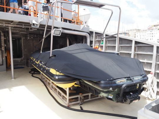 Le Tender à propulsion hydrojet