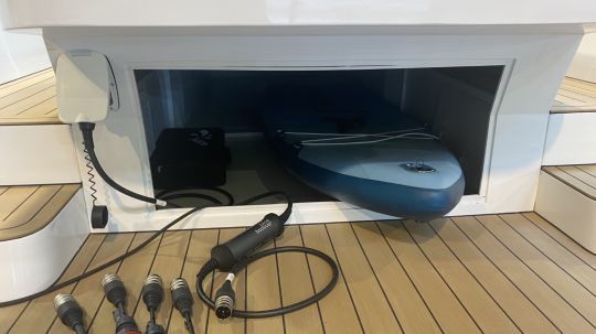 La profonde soute arrière