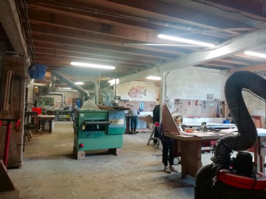 A l'intérieur de l'atelier du chantier