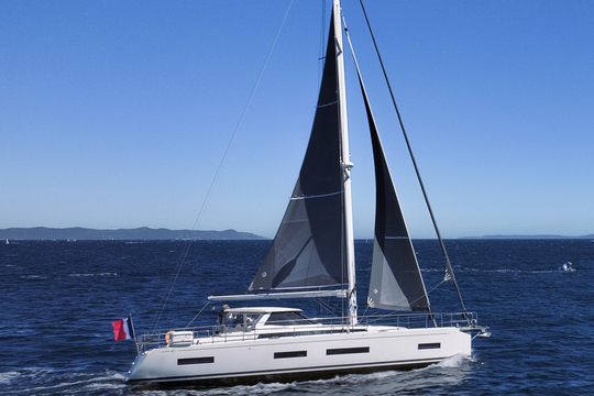 AMEL 50 voiles grises Pro Radial - photo S. Aubord