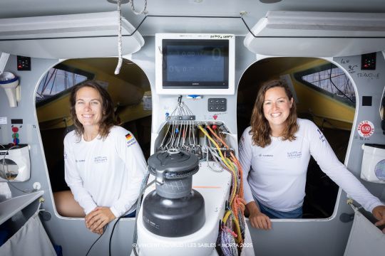 Sasha et Susan à bord d'Alderan ©Vincent Olivaud