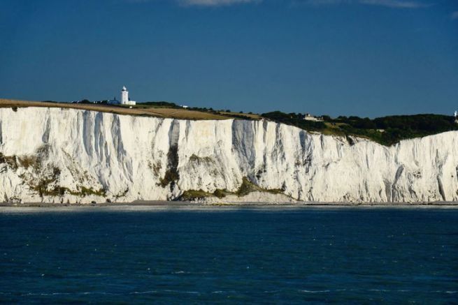 Die Klippen von Dover, das berhmte Tor zum Vereinigten Knigreich, sind jetzt fr Europer leichter zugnglich