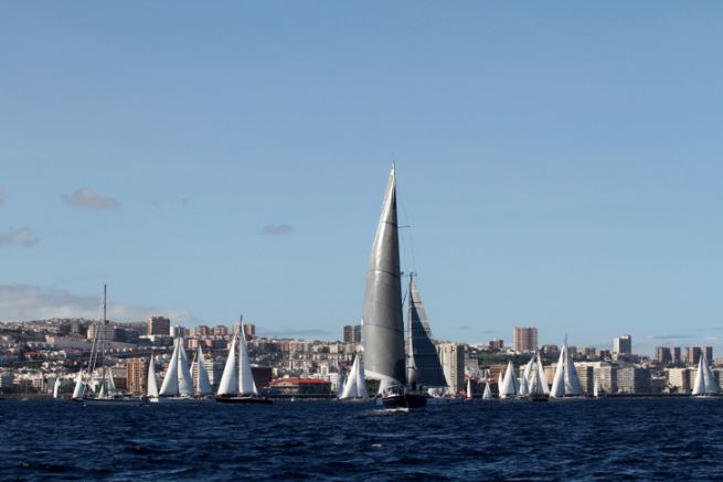 Die Kategorie Cruising erlaubt den Einsatz des Motors; sie entspricht der Mehrheit der Kandidaten fr das transatlantische Rennen.