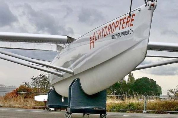 Der fliegende Trimaran bereitet sich auf seine Rückkehr ins Wasser im September 2026 vor