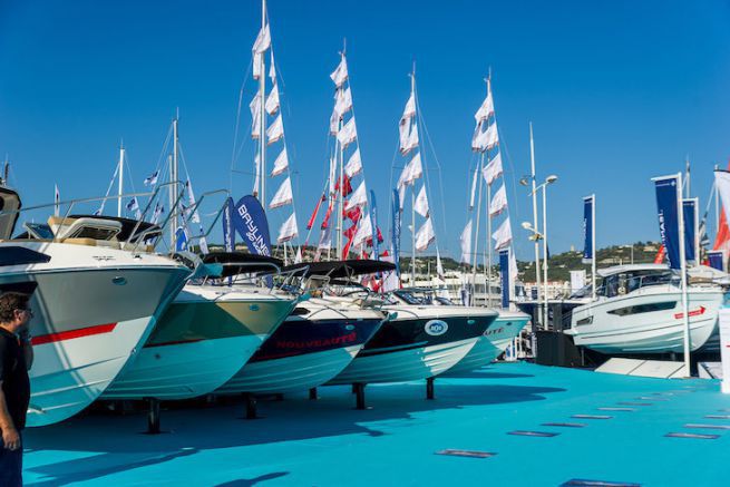 Der neue Tageskreuzer, den es beim Cannes Yachting Festival zu entdecken gibt