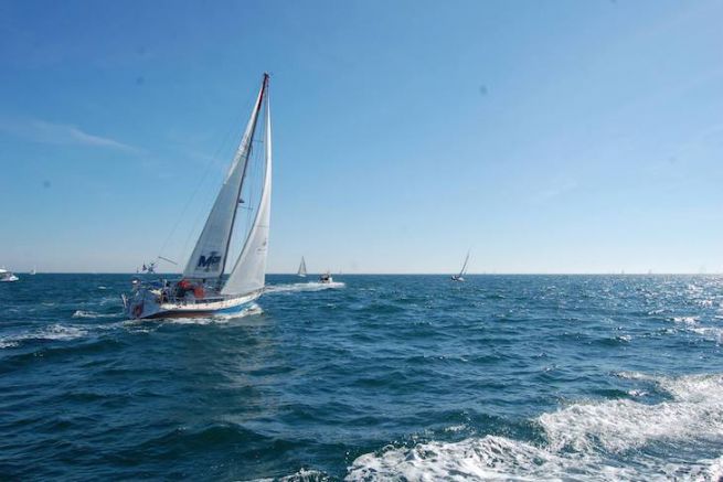 Schouten, das Segelboot von Alain Maignan fr seine Weltumrundung im Rckwrtsgang