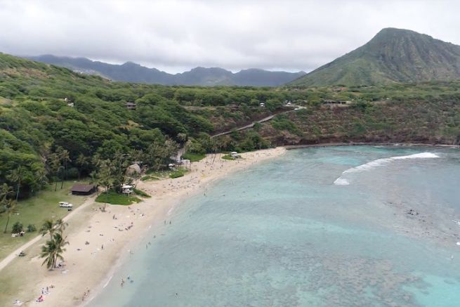 Entdecken Sie Hawaii und seine Wrme fr die Crew von Under The Pole