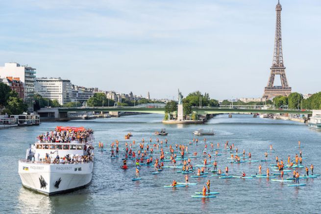 Start der Rettungspaddel-Rallye auf See auf der Seine