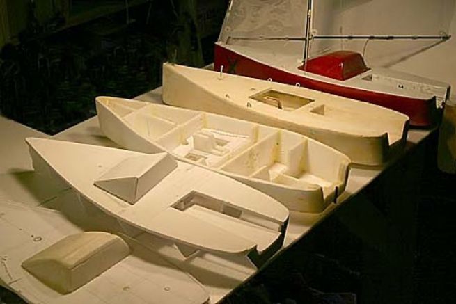 Schritt fr Schritt zum Bau des MiniX, alles zum Bau eines funkgesteuerten Segelbootes