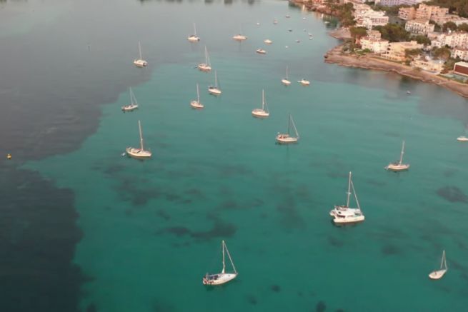 Nomad Citizen Sailing: Meiden Sie Formentera (Balearen) im Mai!
