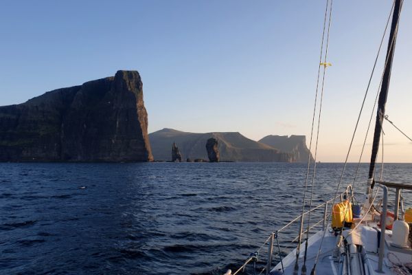 Neustart fr das Segelboot Arthur: von Frankreich zu den Frer-Inseln