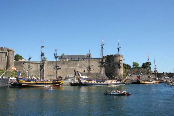 Kenntnis der Geschichte der Seefahrt und ihrer Umgebung