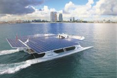Die Wahl zwischen starren und flexiblen Solarmodulen hngt vor allem von Ihrem Boot und dem verfgbaren Platz an Bord ab