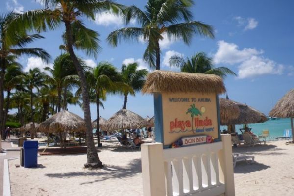 Aruba, die westlichste der bezaubernden Inseln des ABC-Archipels, abseits der Wirbelstrme