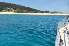 Zwischen Lorient und Lissabon, unser idyllischer Ankerplatz bei den Cies-Inseln