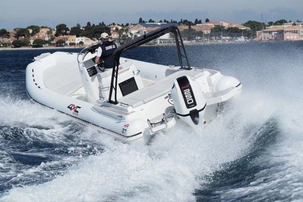 Probefahrt mit dem Honda 4XC Design HA27 auf dem tang de Thau