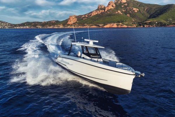 Preisliste und Wettbewerb: Der Wellcraft 38 T-Top im Vergleich zu seinen Rivalen