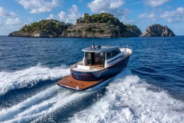 Probefahrt des Gozzo 48 Cabin vor der Kste von Cannes