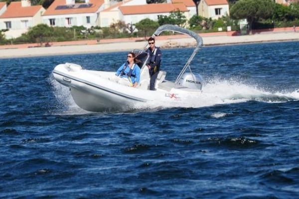 4XC HA20: Testlauf auf dem Etang de Thau bei 20 Knoten Wind