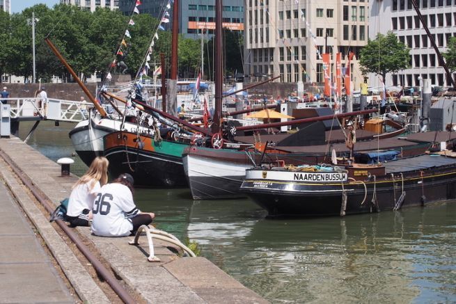 Ein Hafen in der Stadt