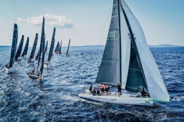 In Saint-Tropez treffen die besten Crews dieser Klasse aufeinander