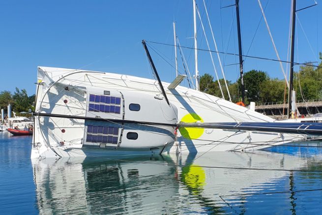 SolarCloth System Sonnenkollektoren auf Jean Le Cam's IMOCA-Hut