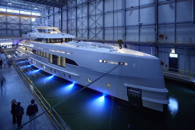 Das Haus der Superyacht, in der Heesen Yachts Werft