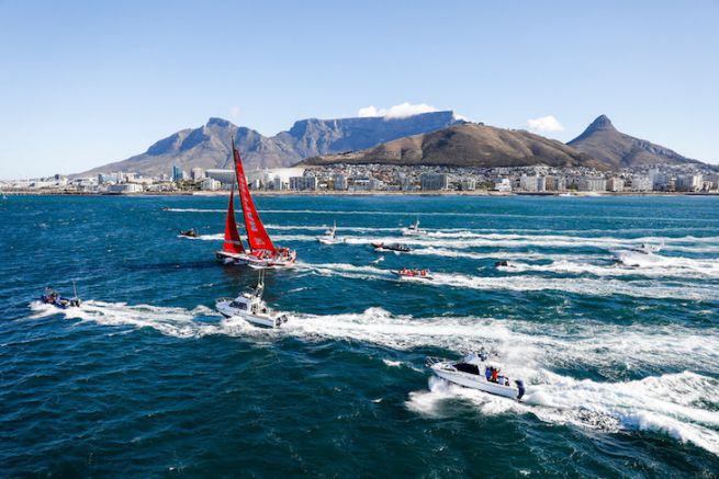 MAPFRE gewinnt die 2. Etappe des Volvo Ocean Race